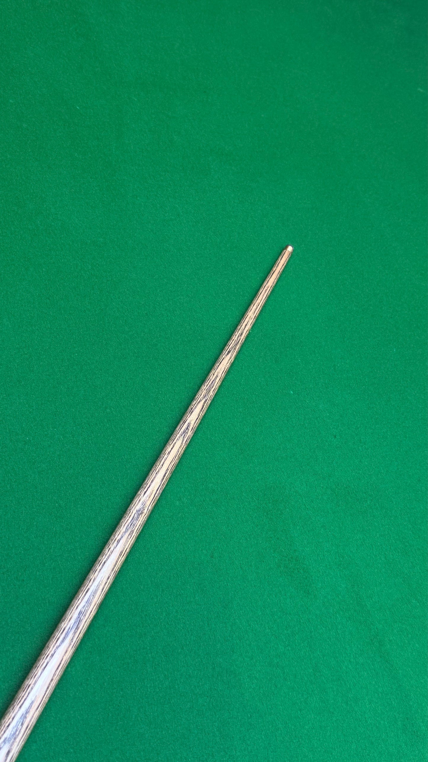 ASIA Cue SERIE 2 – Handmade Ash Snooker Cue – 58” / 9.4 mm Tip / 18 oz | CueShop Morocco
