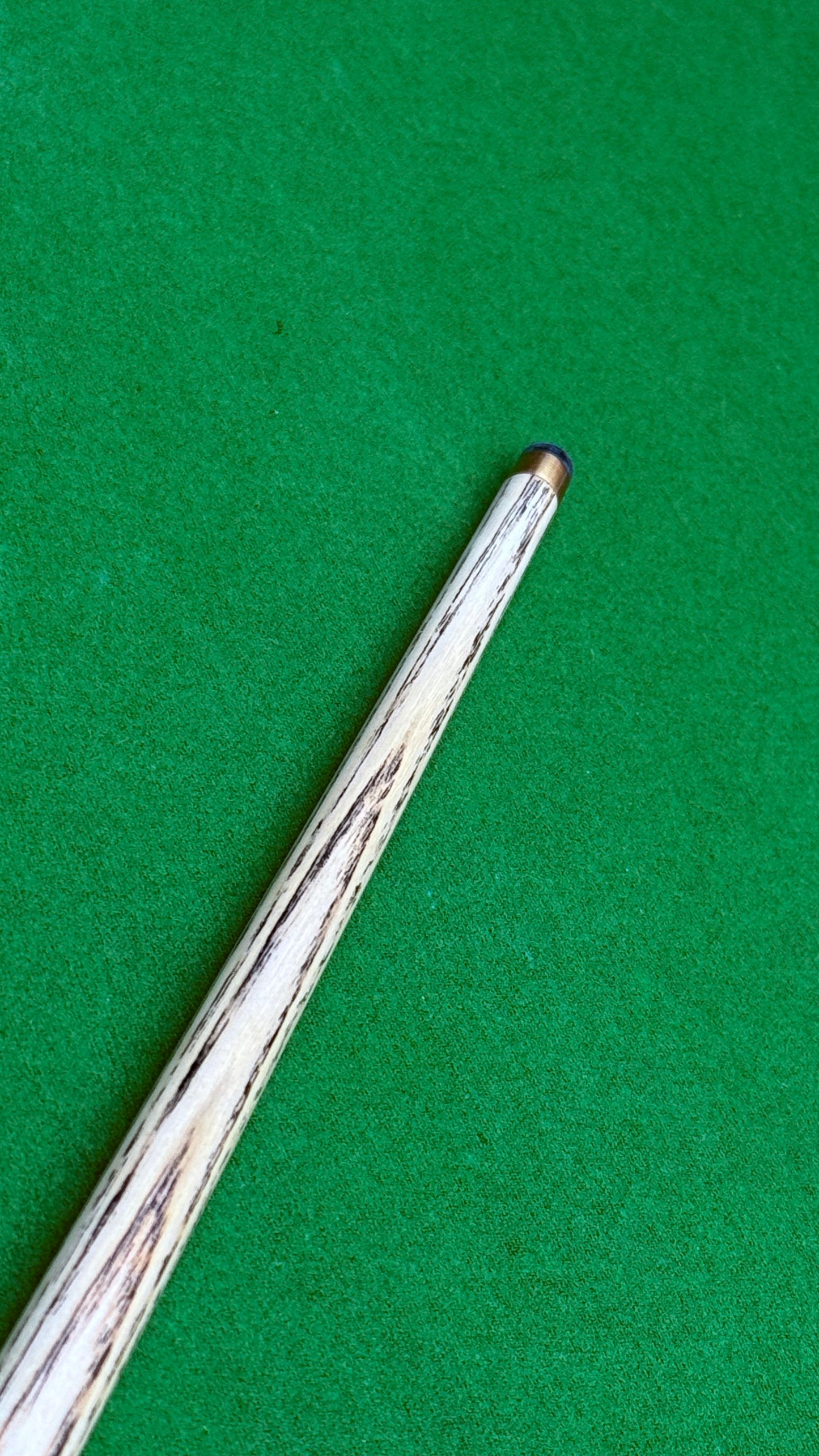 Special Cue – Handmade Ash Snooker Cue – 58” / 10mm Tip / 17.6 oz | CueShop Morocco