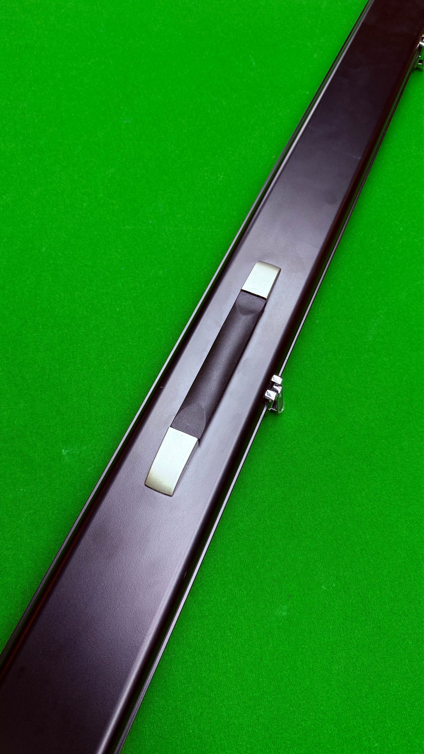 Black Aliminum Cue Case – Premium 1 pc Snooker Cue Case -3 slot– Protect & Carry | CueShop Morocco