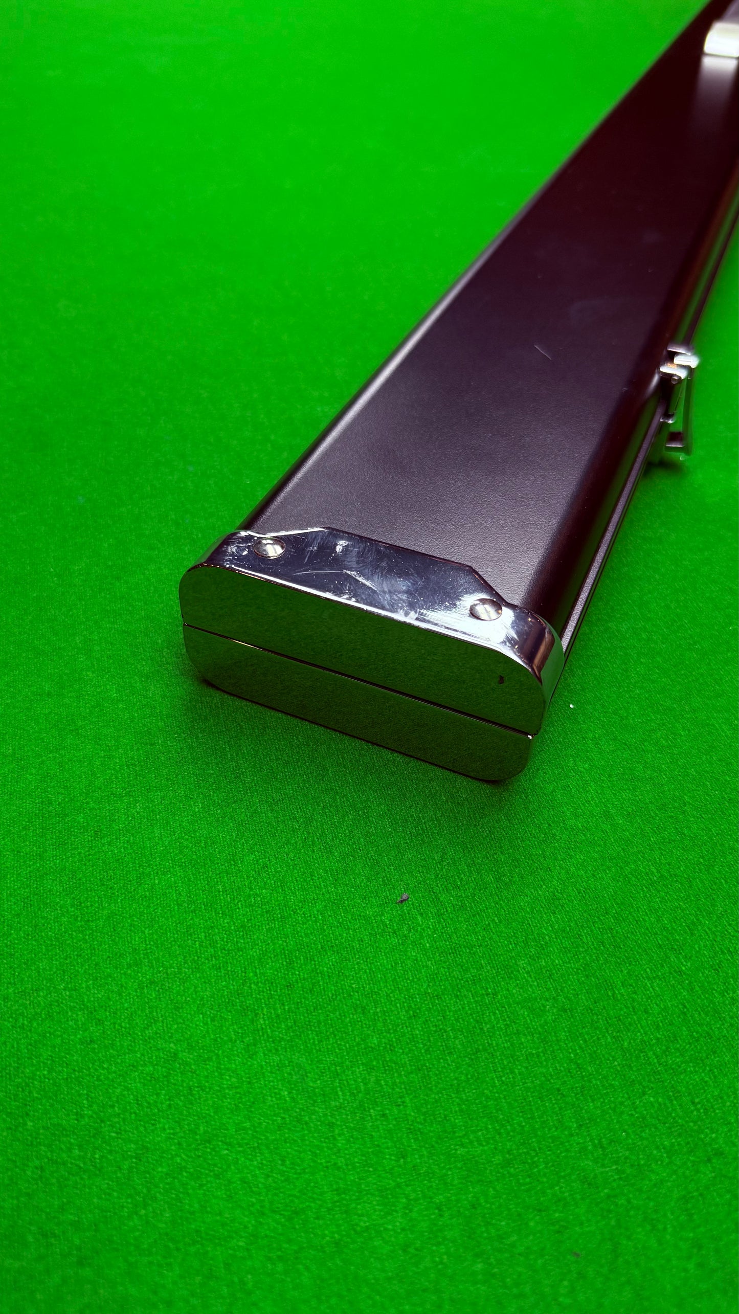 Black Aliminum Cue Case – Premium 1 pc Snooker Cue Case -3 slot– Protect & Carry | CueShop Morocco