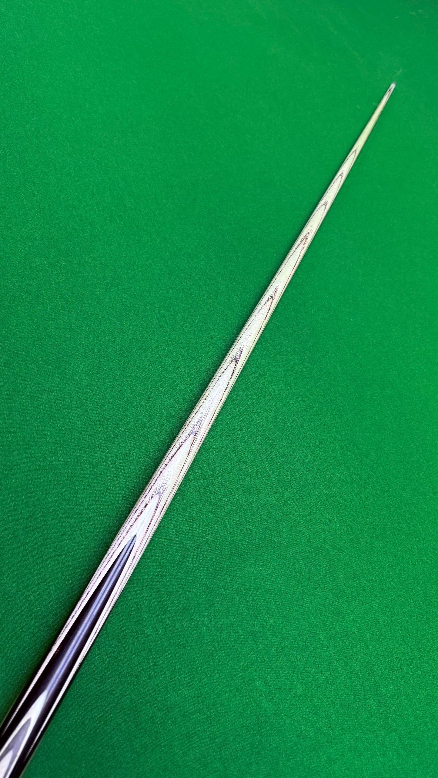 Unique Cue – Handmade Ash pool Cue – 58” / 8.2 mm Tip / 17.6 oz | CueShop Morocco