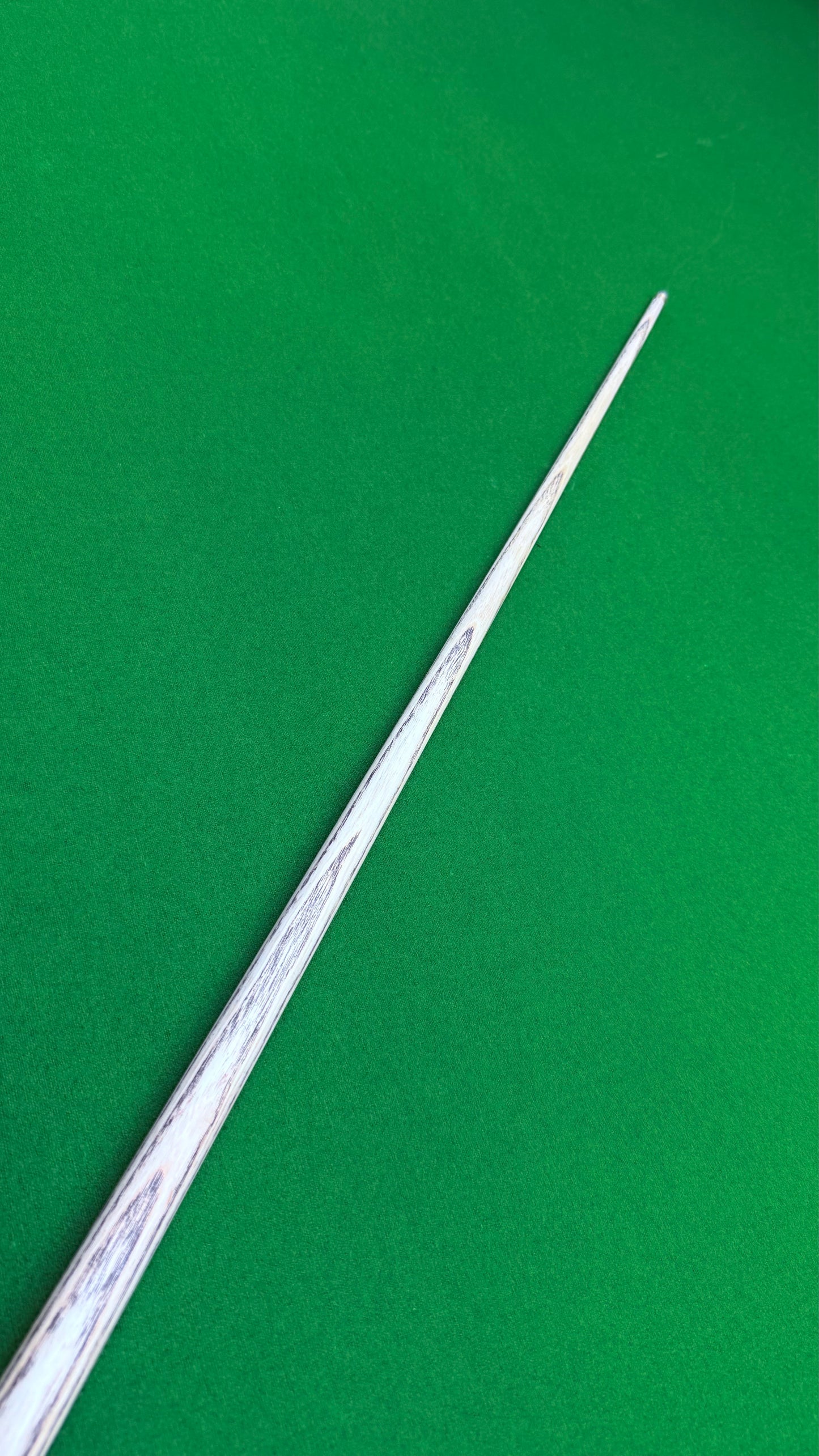 Special Cue – Queue Artisanale de Snooker en Frêne – 58 Pouces / Embout 8,6 mm / 18 oz | CueShop Maroc