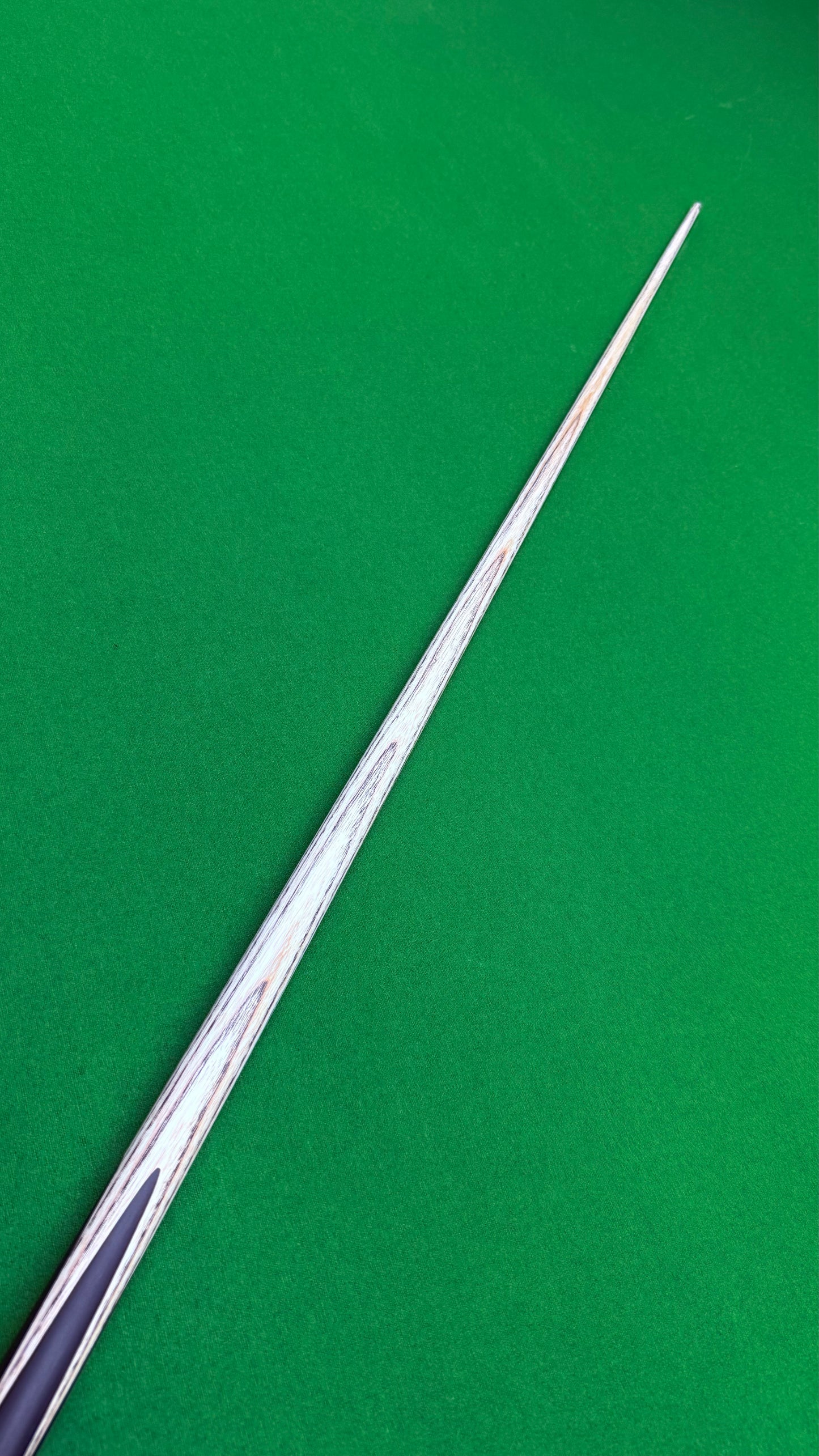Special Cue – Handmade Ash Pool Cue – 58” / 8.5 mm Tip / 18 oz | CueShop Morocco