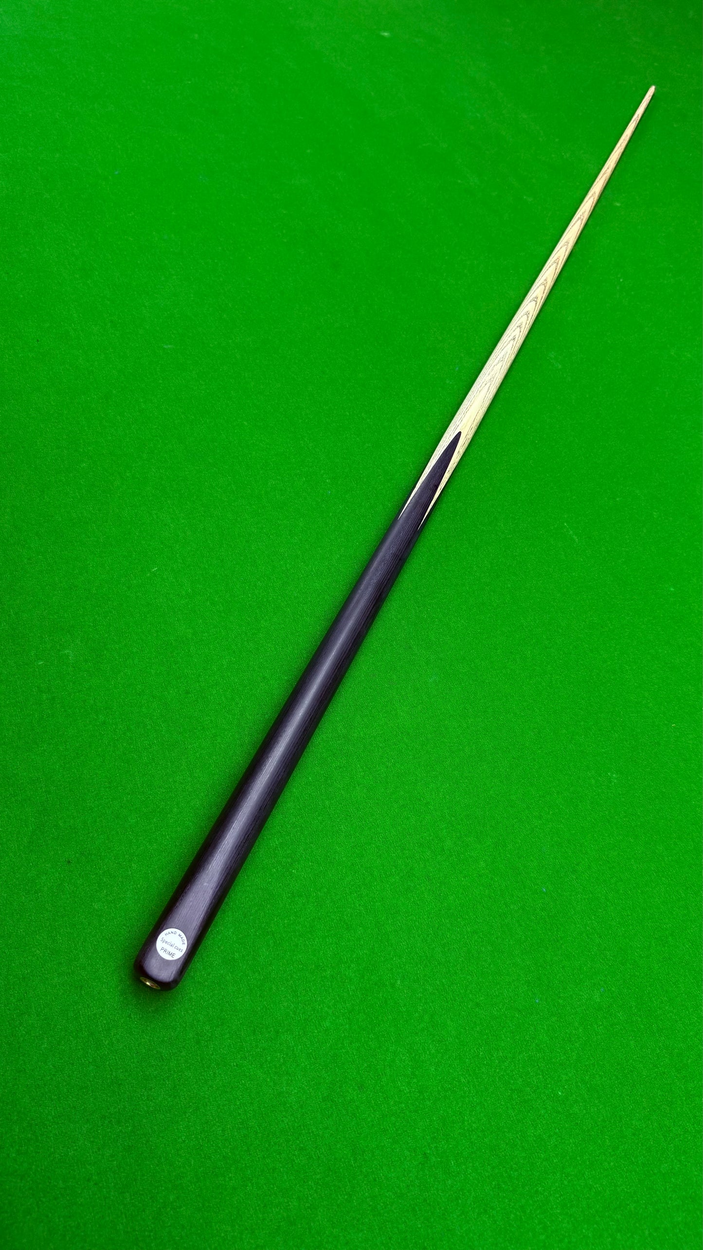 Special Cue – Queue Artisanale de Billard en Frêne – 58 Pouces / Embout 8,5 mm / 18 oz | CueShop Maroc