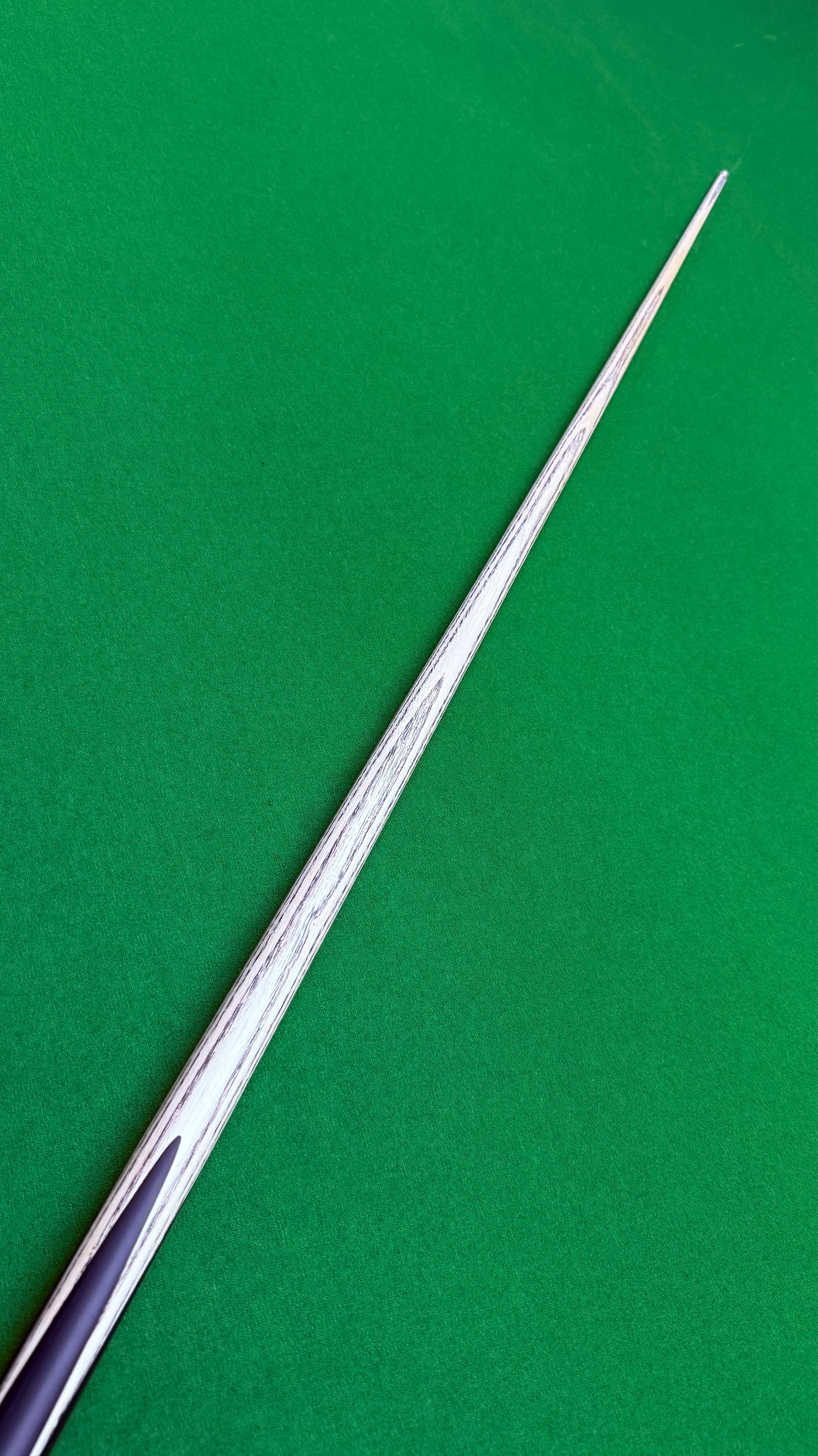 Special Cue – Handmade Ash Pool Cue – 58” / 8.4 mm Tip / 18 oz | CueShop Morocco