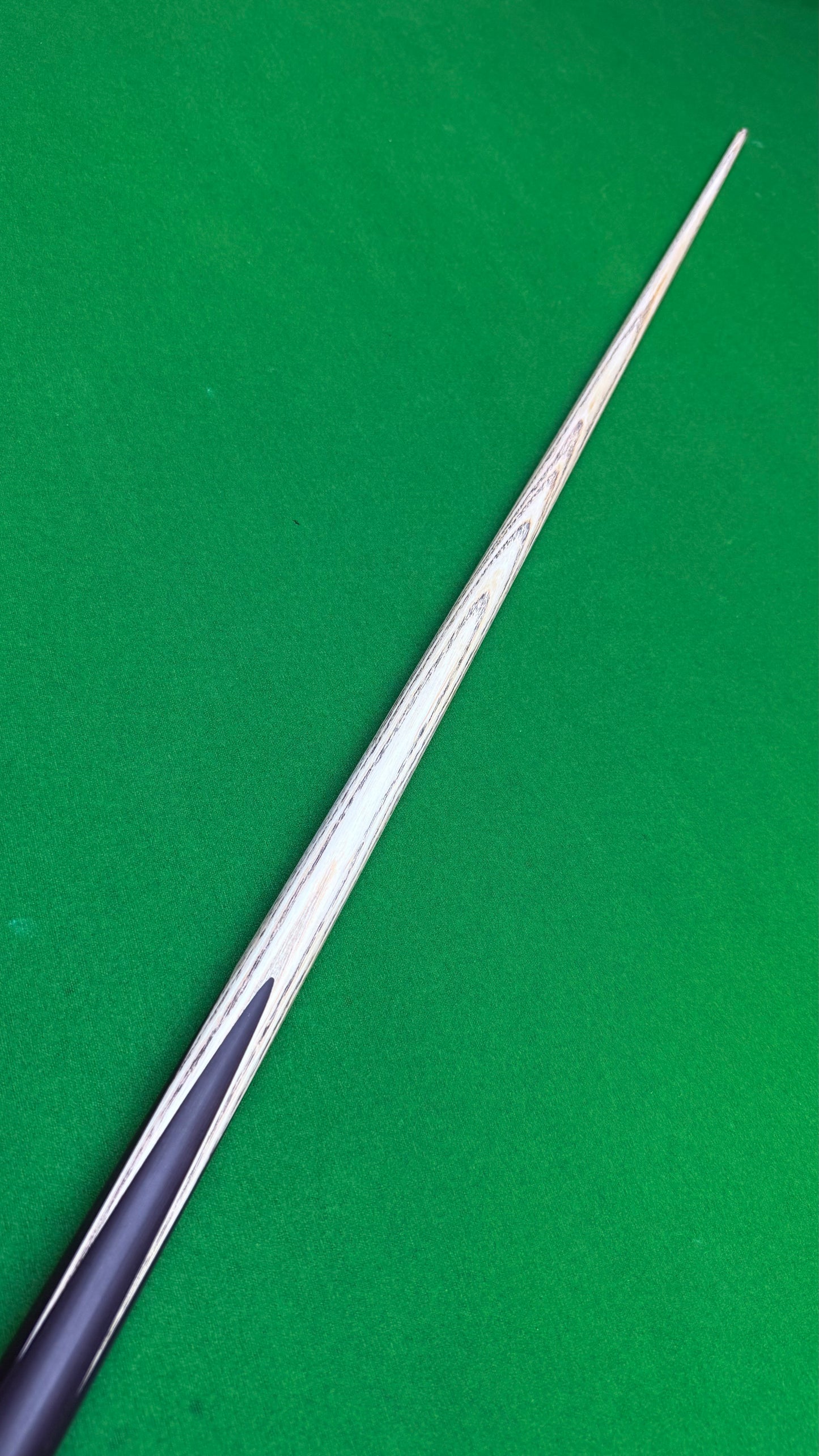 Special Cue – Handmade Ash Snooker Cue – 58” / 9.5mm Tip / 18.5 oz | CueShop Morocco