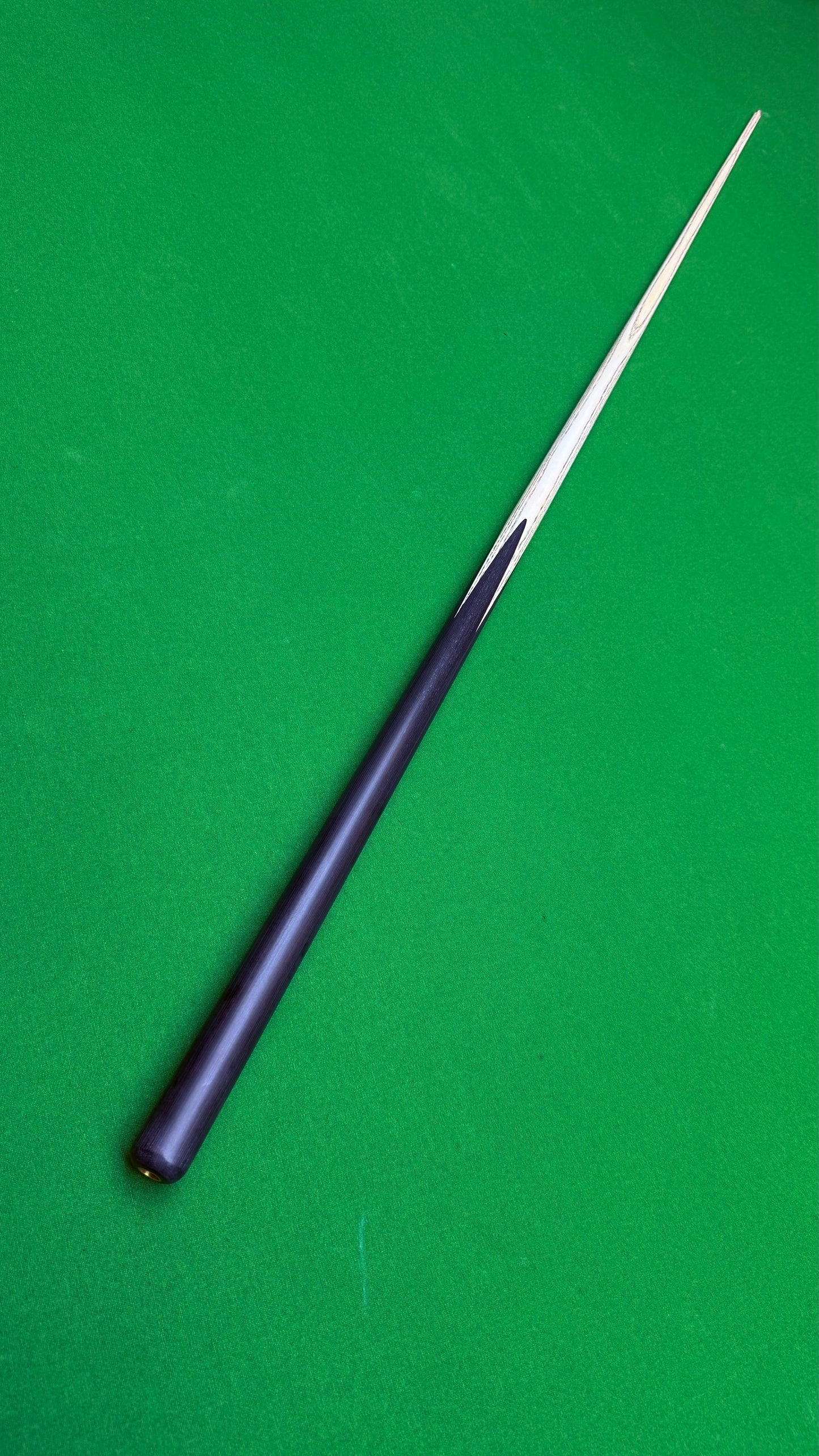 Special Cue – Handmade Ash Snooker Cue – 58” / 9.5mm Tip / 18.5 oz | CueShop Morocco