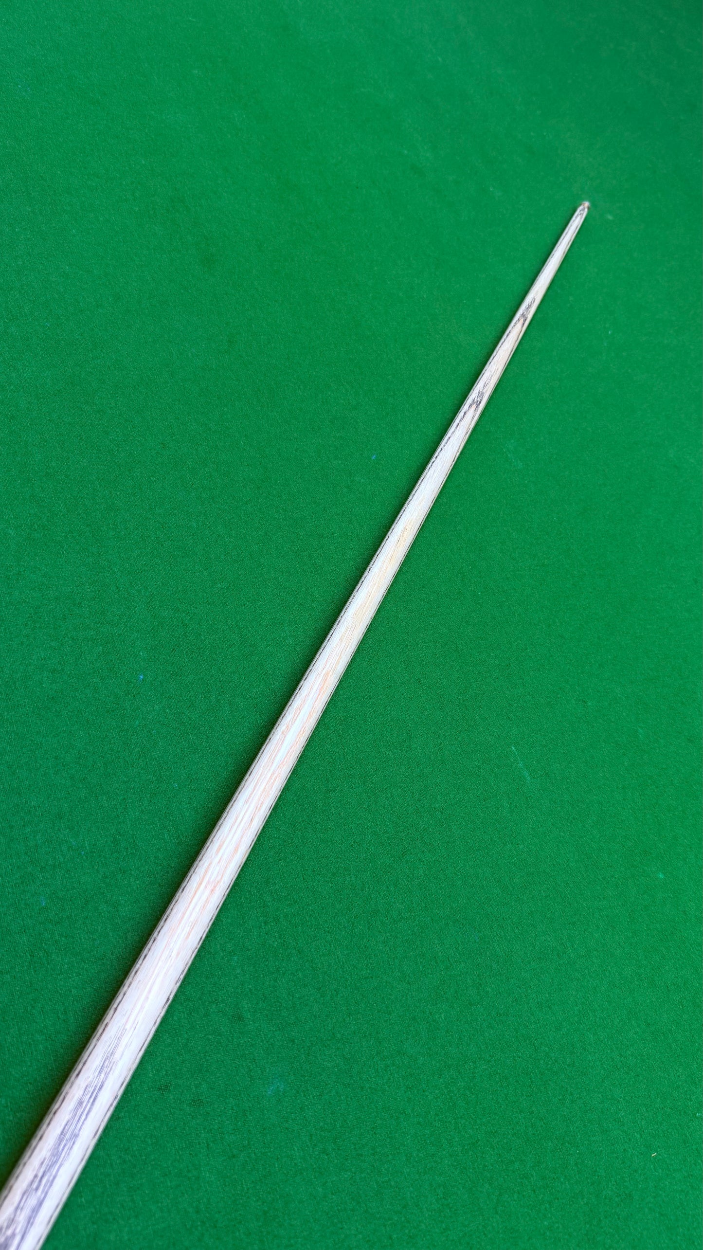 Unique Black classic Cue – Handmade Ash Snooker Cue – 58” / 9.5 mm Tip / 18 oz | CueShop Morocco
