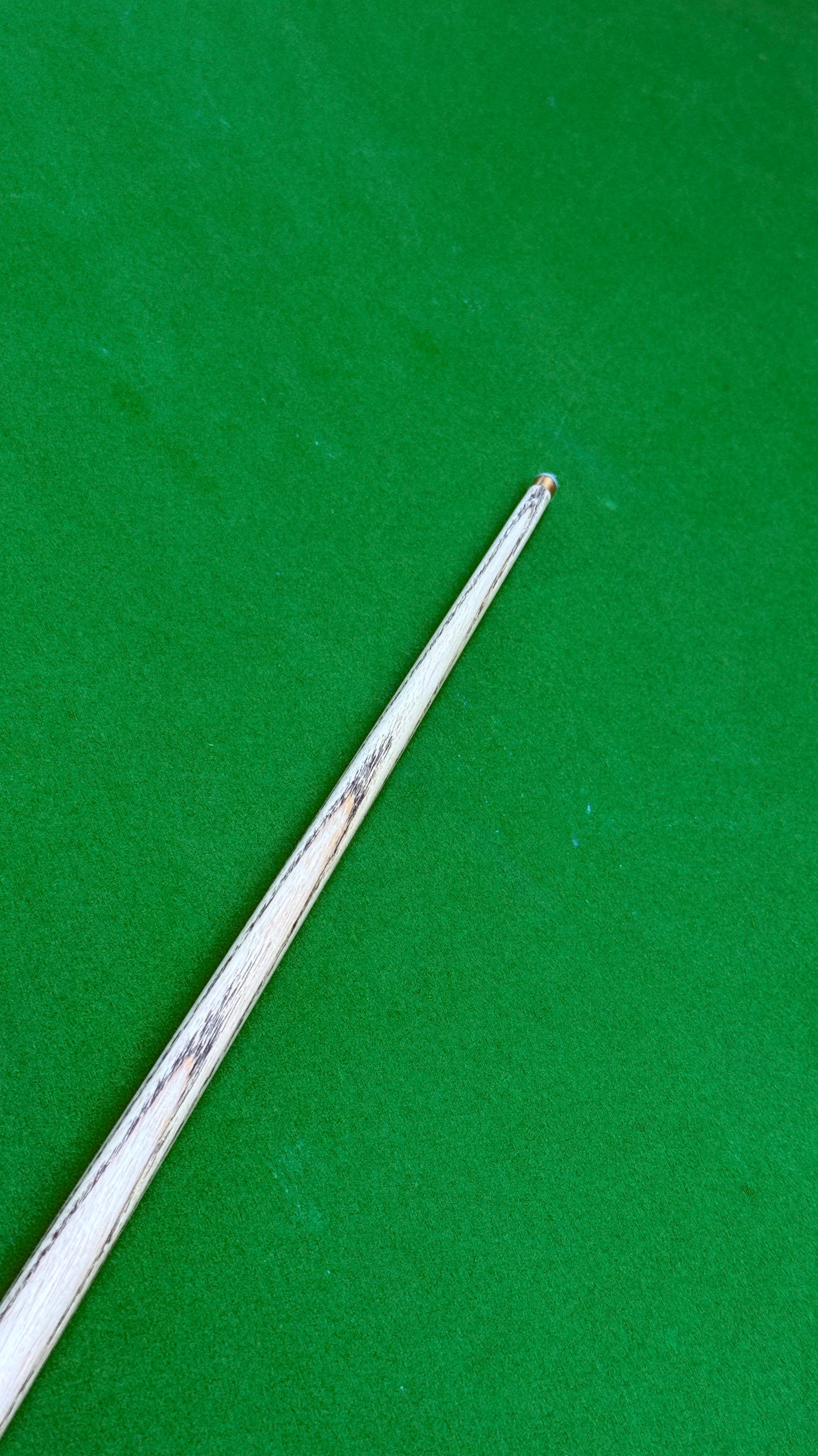 Unique Black classic Cue – Handmade Ash Snooker Cue – 58” / 9.5 mm Tip / 18 oz | CueShop Morocco