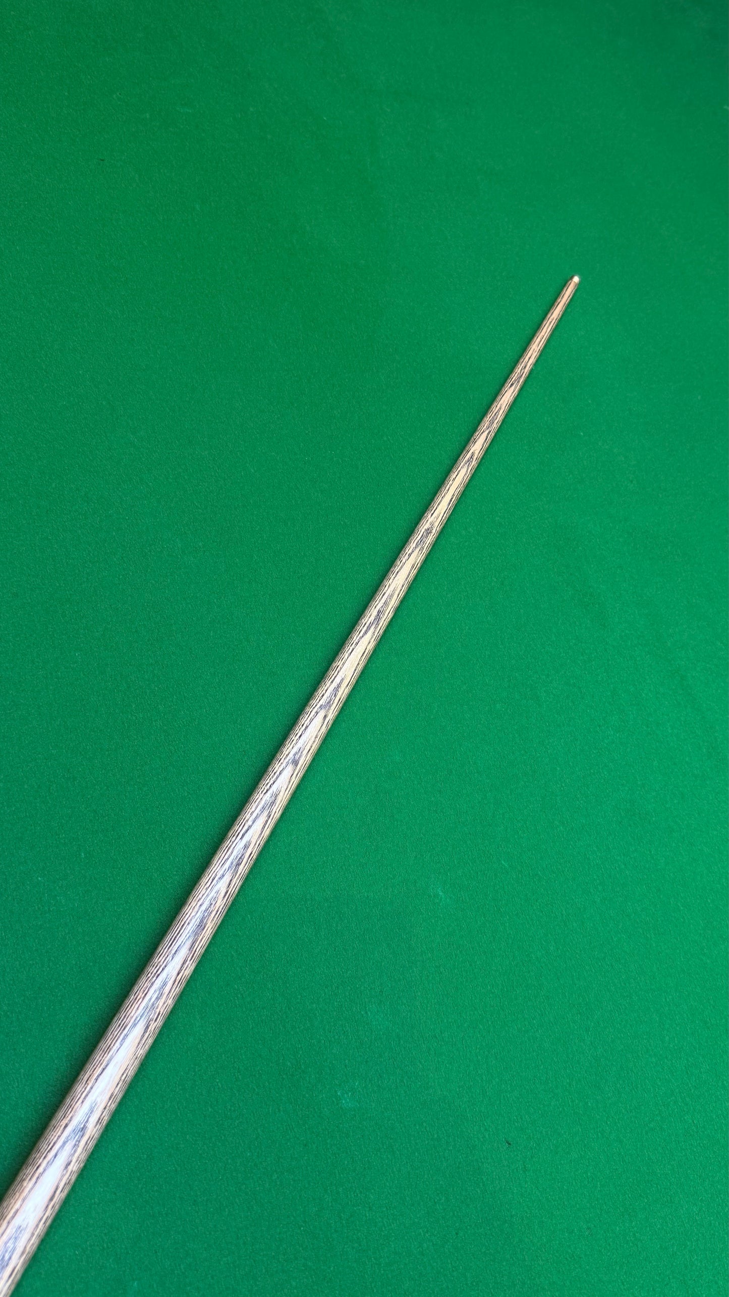 ASIA Cue SERIE 2 – Handmade Ash Snooker Cue – 58” / 9.4 mm Tip / 18 oz | CueShop Morocco
