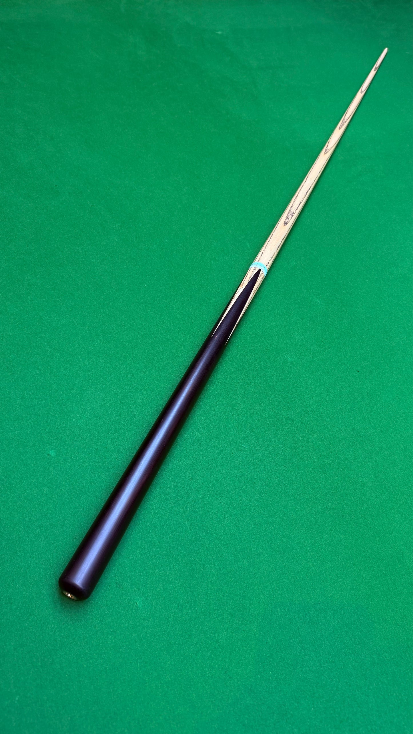 ASIA Cue SERIE 2 – Handmade Ash Snooker Cue – 58” /9.5mm Tip / 18.2 oz | CueShop Morocco