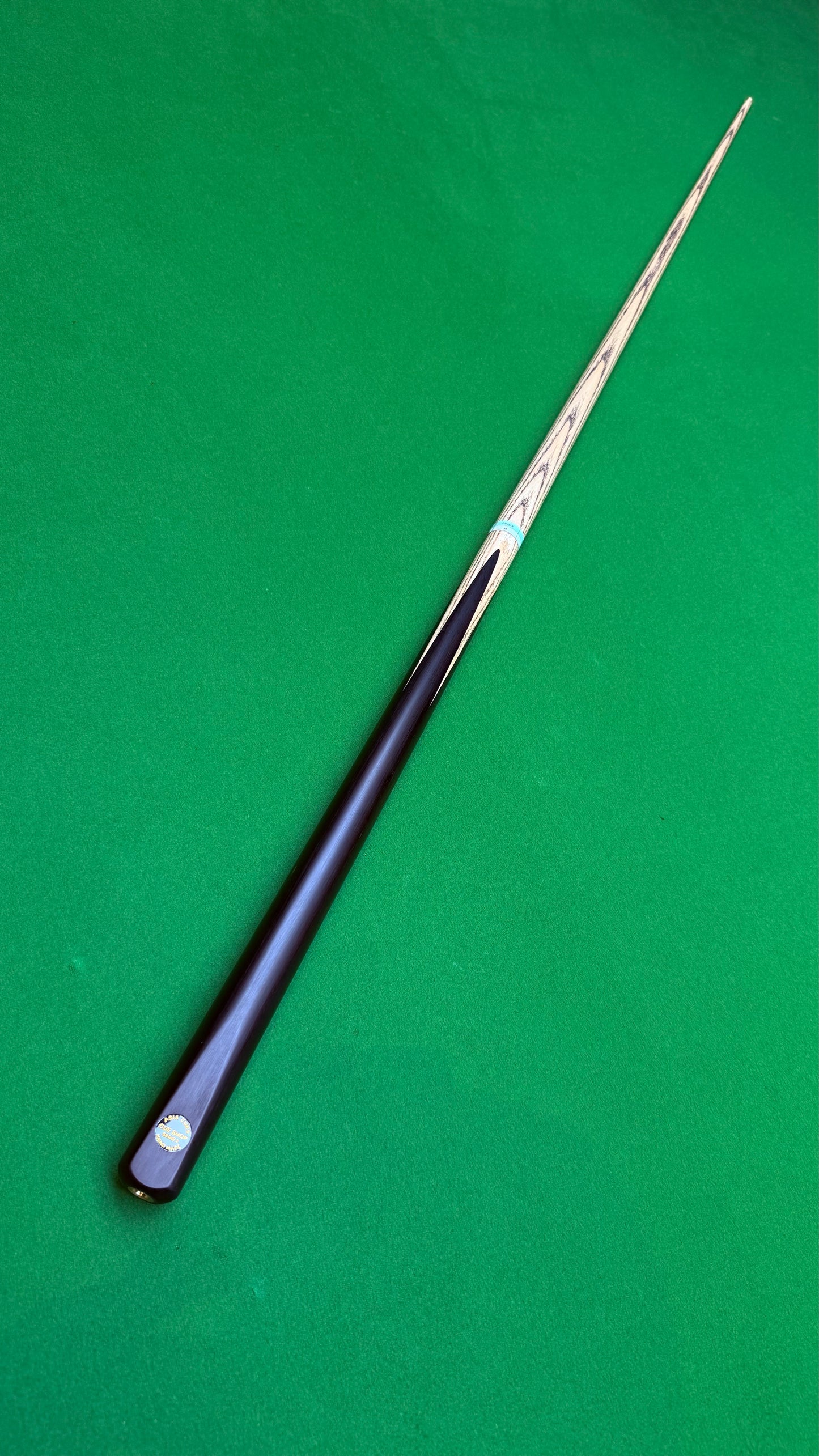 ASIA Cue SERIE 2– Handmade Ash Snooker Cue – 58” / 9.4 mm Tip / 18 oz | CueShop Morocco