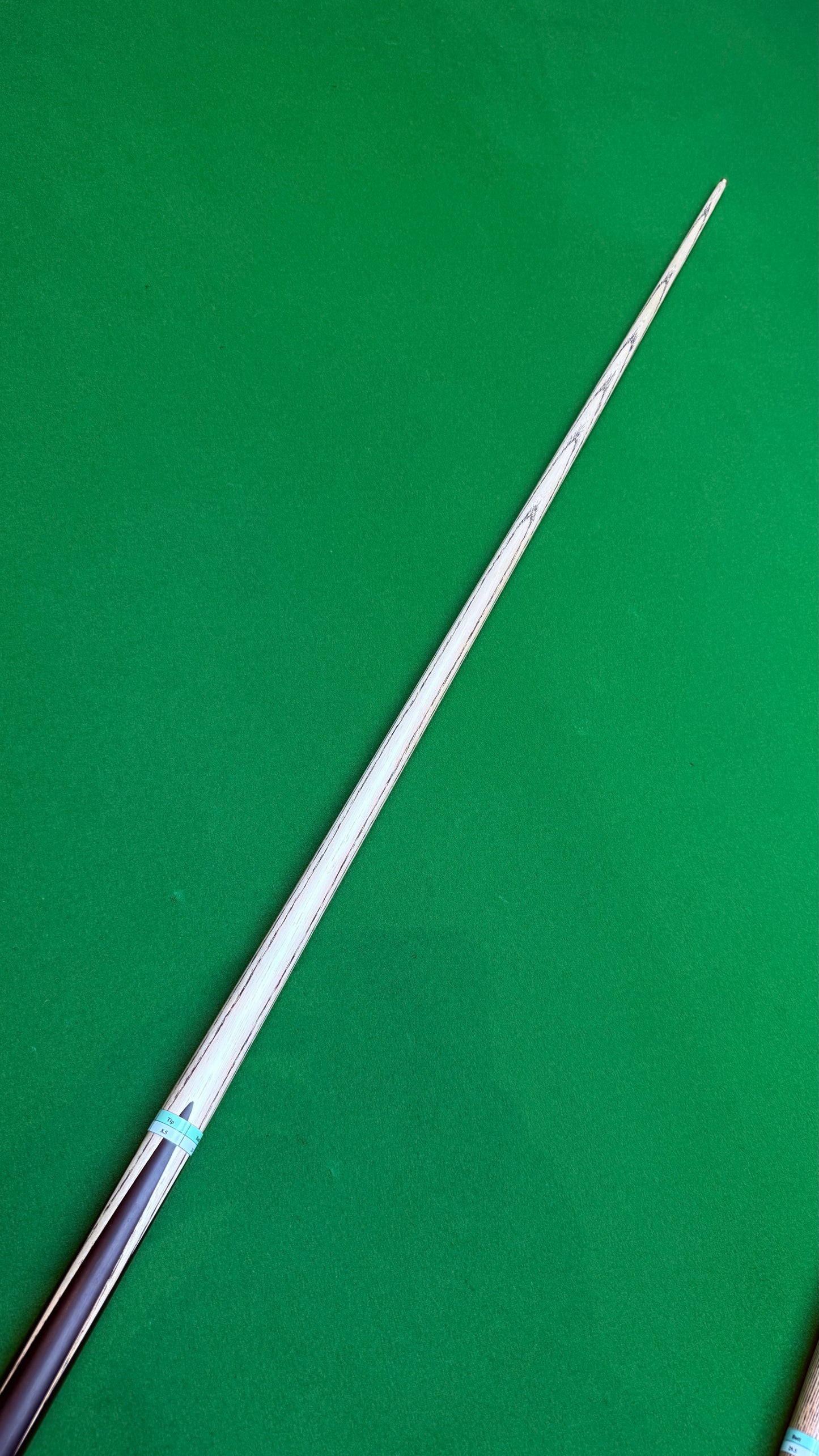 ASIA cue SHOOTER – Handmade Ash Snooker Cue – 58” / 8.5 mm Tip / 18 oz | CueShop Morocco