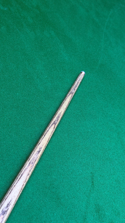 Maximus Ultimate n°3363 – Queue Artisanale de Snooker en Frêne – 57 Pouces / Embout 9,6 mm / 18,2 oz | CueShop Maroc
