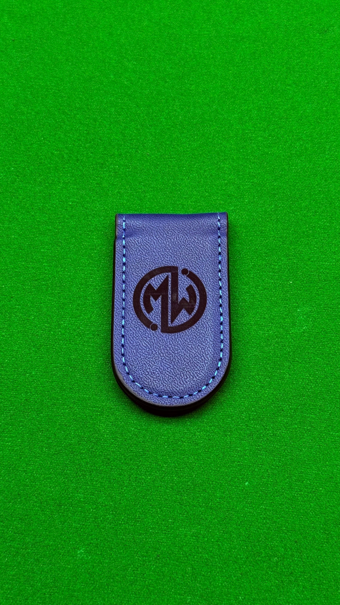 Mark Williams Magnetic Chalk clips  blue square for Snooker & Pool Cues – CueShop Maroc
