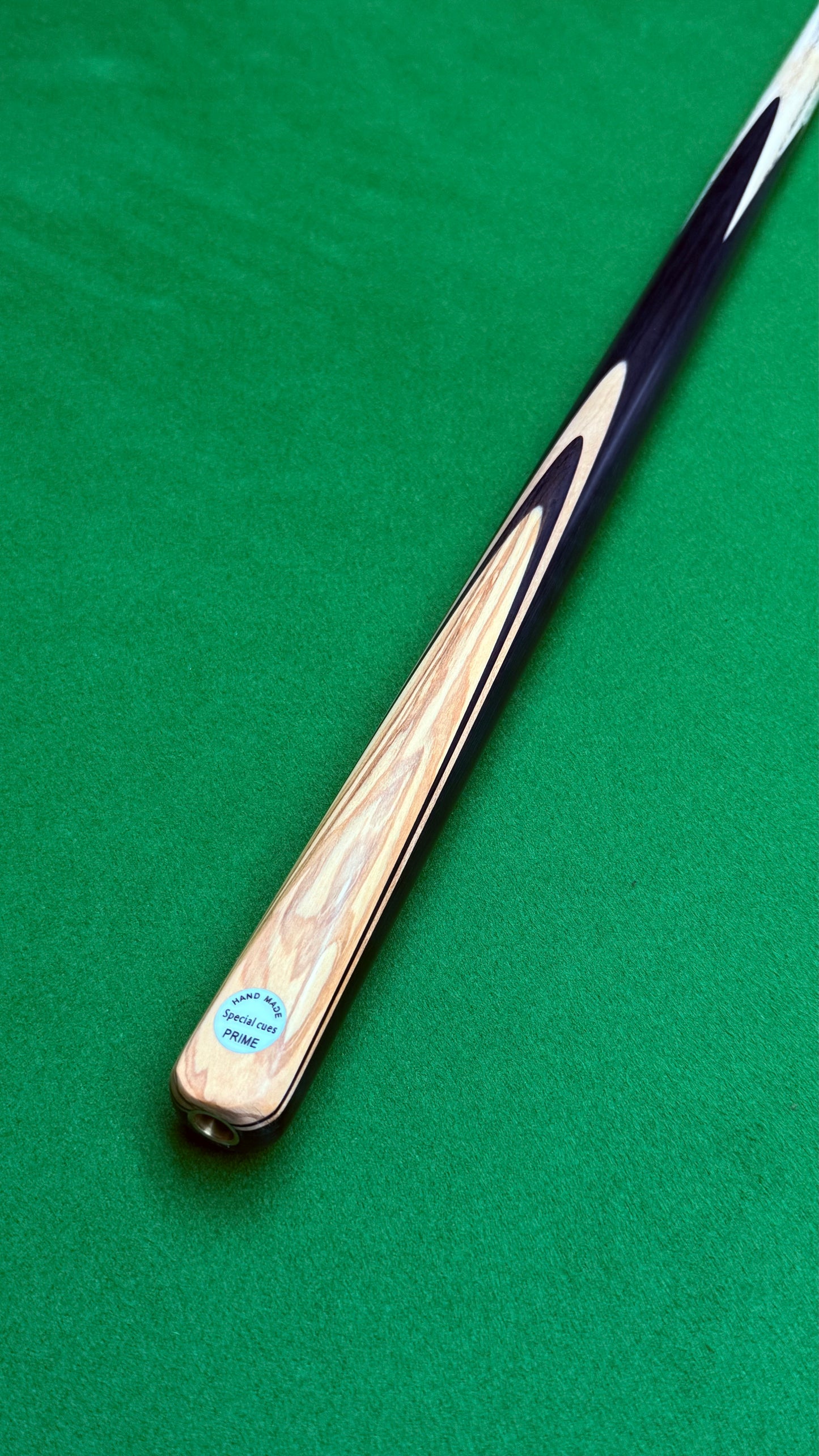 Special Cue Prime – Handmade Ash Snooker Cue – 58” / 9.55 mm Tip / 18 oz | CueShop Morocco