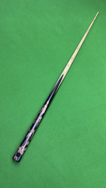 Ton Praram III Limited Pro  – Handmade Ash Snooker Cue – 58” / 9.4 mm Tip / 18.2 oz | CueShop Morocco