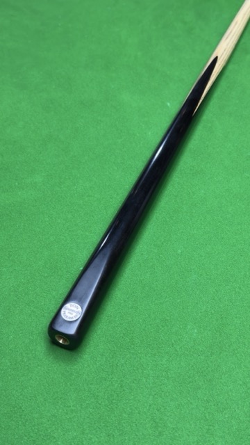 Ton Praram III série 2 PRO FS Cue – Handmade Ash Snooker Cue – 58” / 9.4 mm Tip / 18 oz | CueShop Morocco