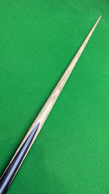 Ton Praram III Série 2 Pro Cue – Handmade Ash Snooker Cue – 58” / 9.5 mm Tip / 18.2 oz | CueShop Morocco