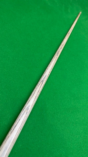 Ton Praram Série 1 Cue – Handmade Ash Snooker Cue – 58” / 9.4 mm Tip / 18 oz | CueShop Morocco