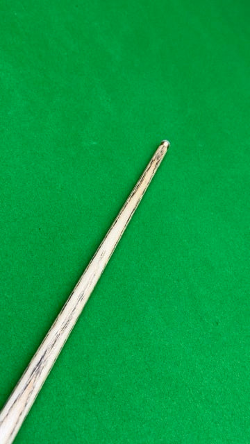 Ton Praram Série 1 Cue – Handmade Ash Snooker Cue – 58” / 9.4 mm Tip / 18 oz | CueShop Morocco