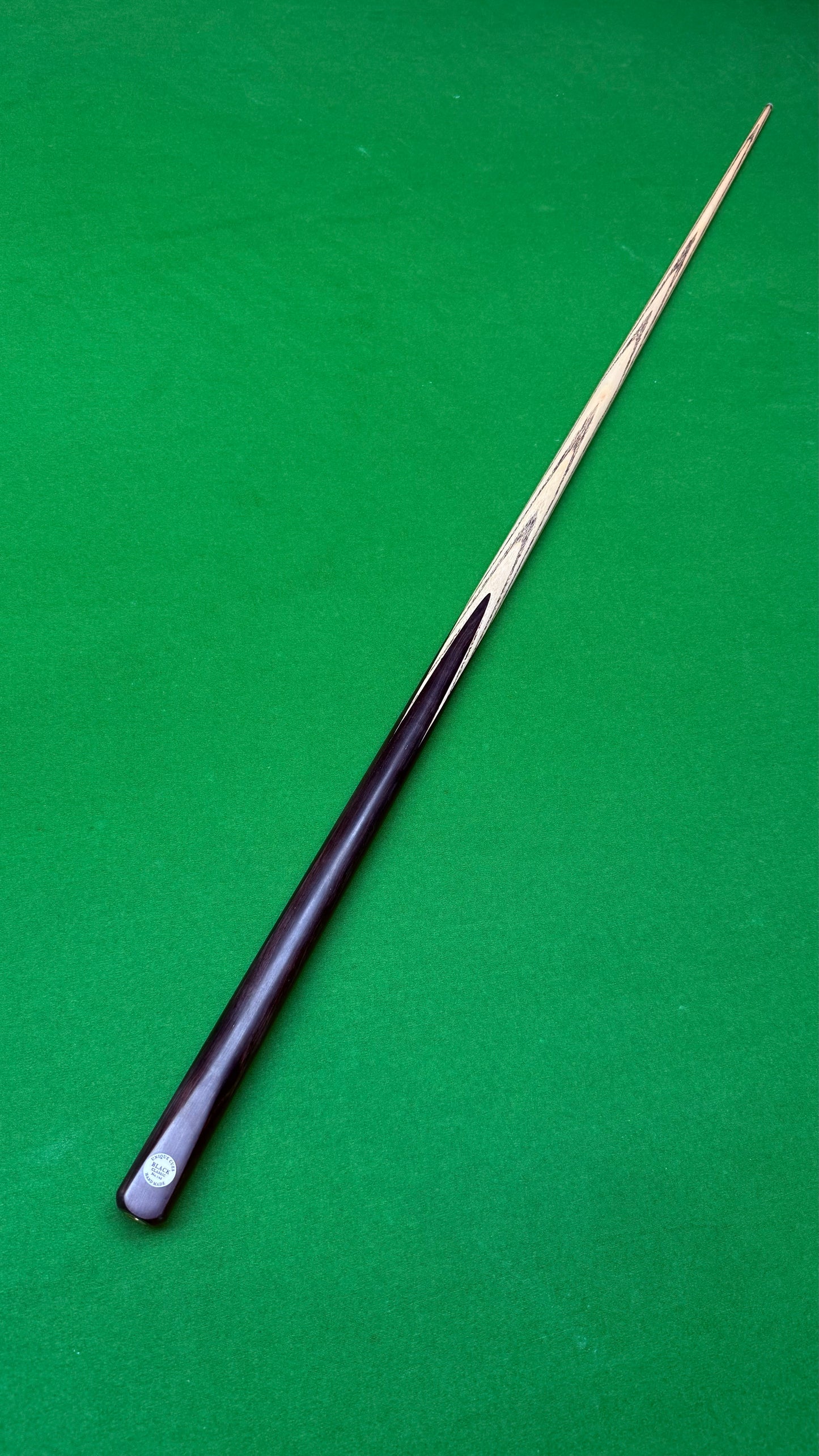 Unique cues -Black classic 1 pc - Ash - 9.5mm - 58" - 18oz