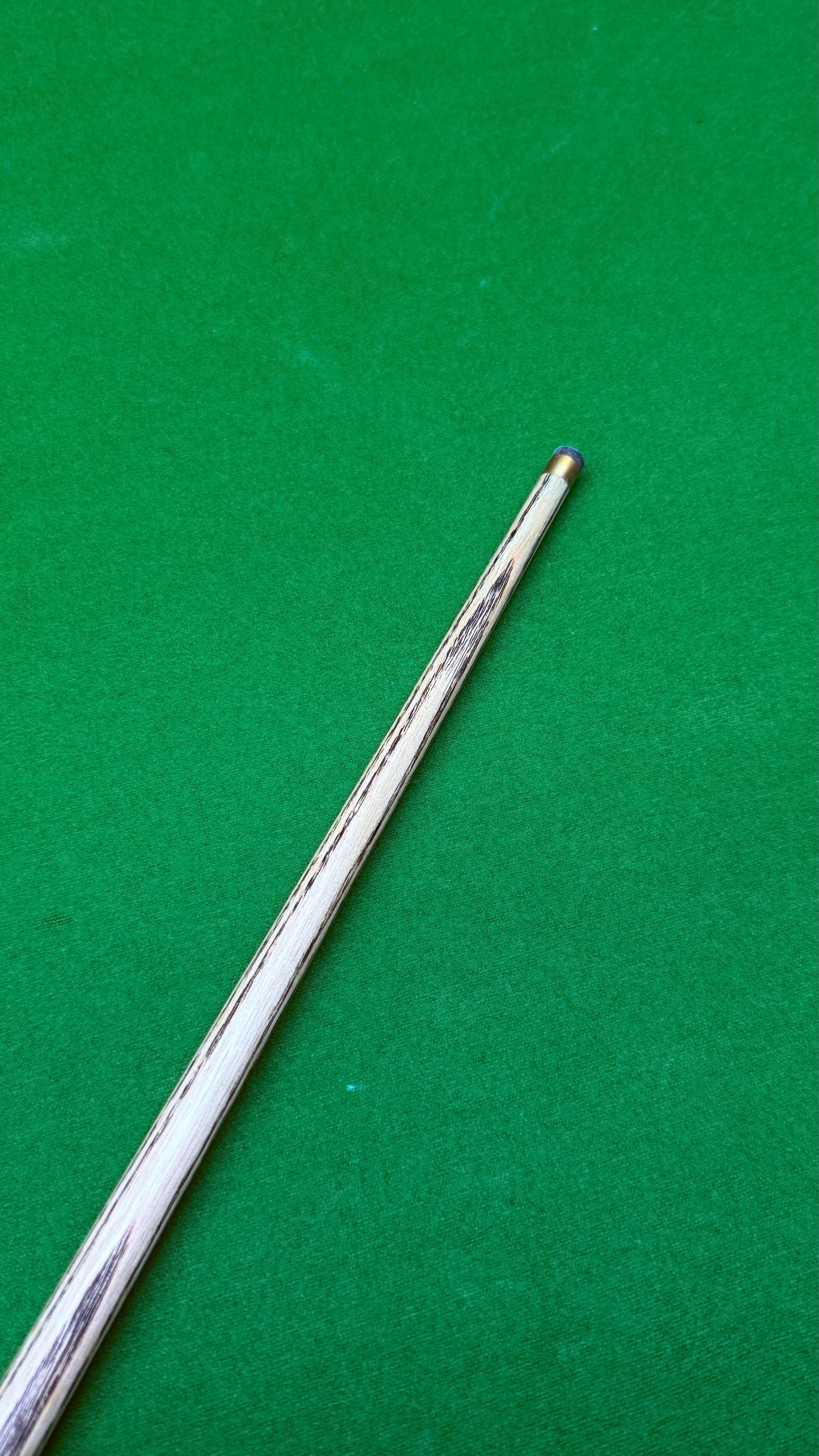 ASIA CUE SERIE 1 -1 pc - Ash - 9.7mm - 58" - 18.2oz