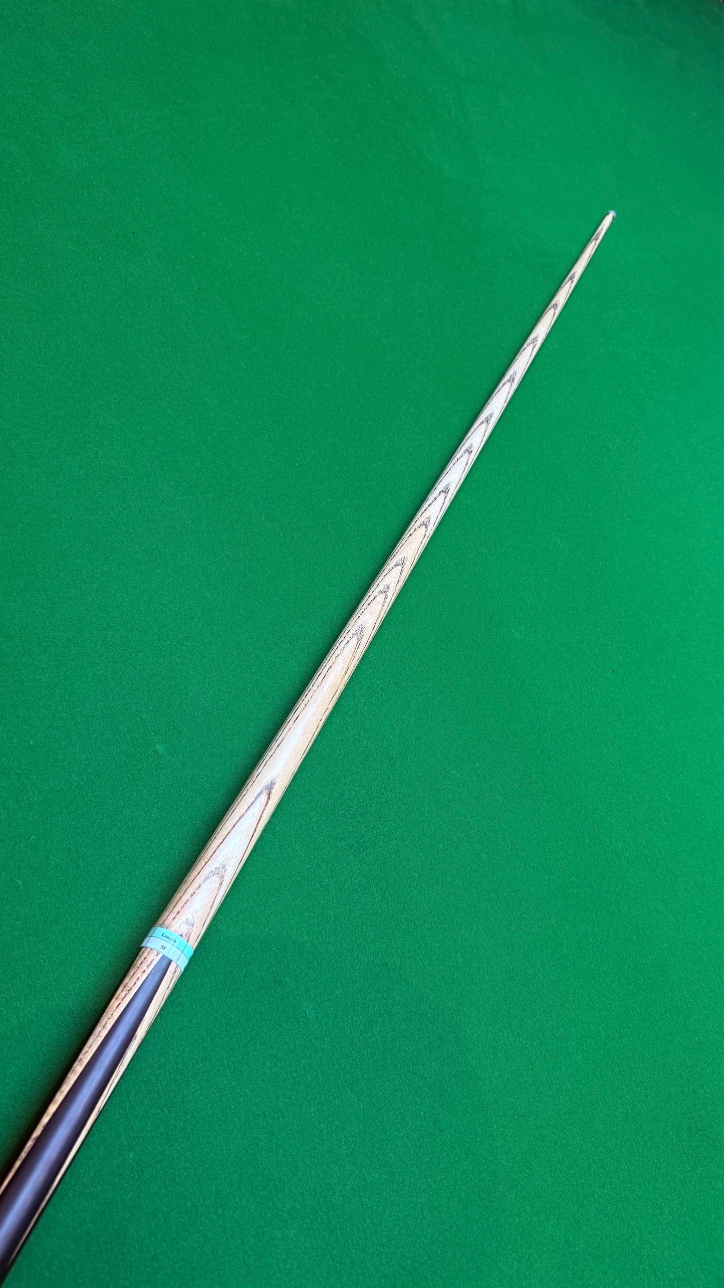 ASIA Cue SERIE 1– Handmade Ash Snooker Cue – 58” / 9.5mm Tip / 18.1 oz | CueShop Morocco