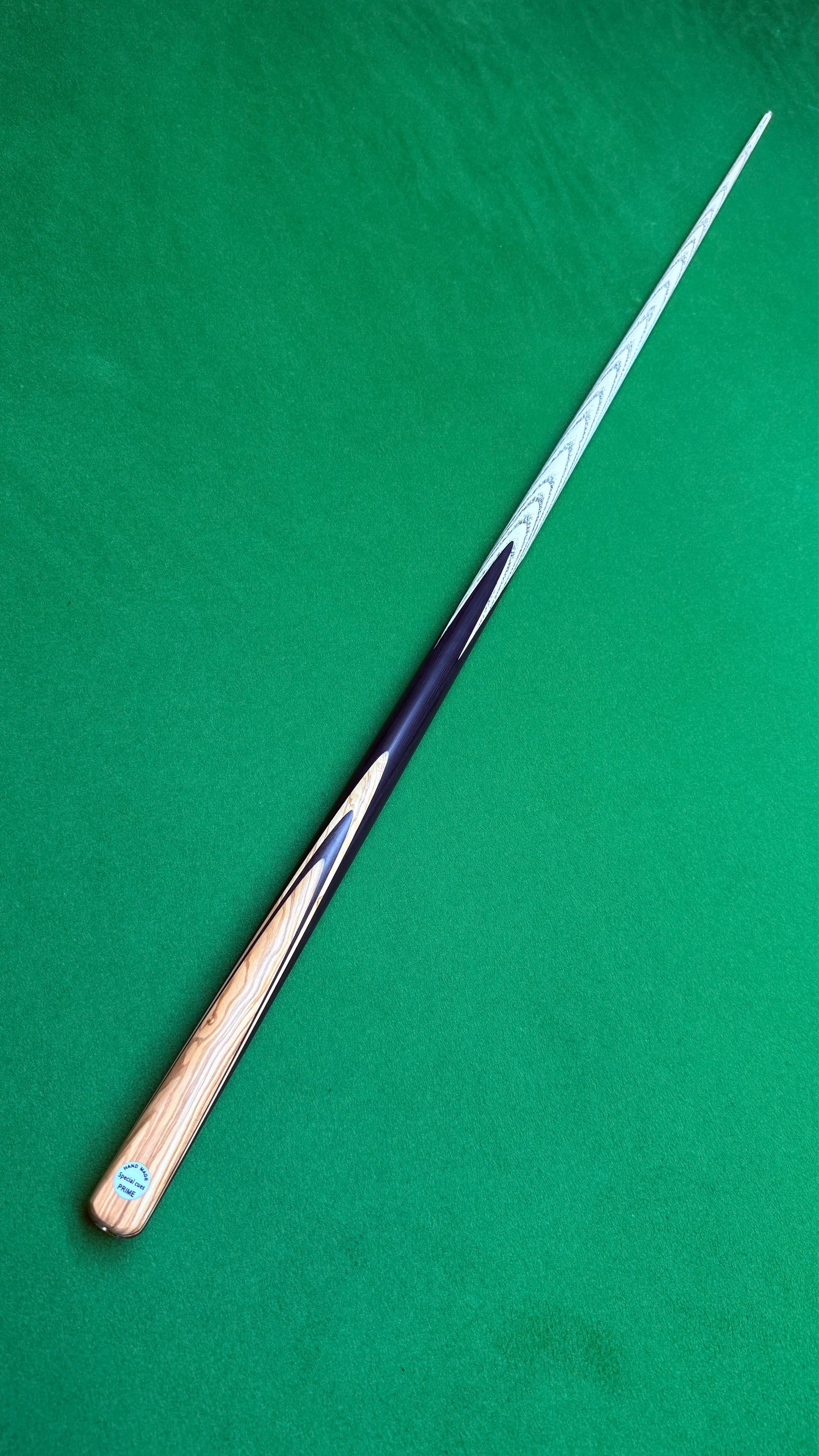 Special Cue Prime – Handmade Ash Snooker Cue – 58” / 9.55 mm Tip / 18 oz | CueShop Morocco