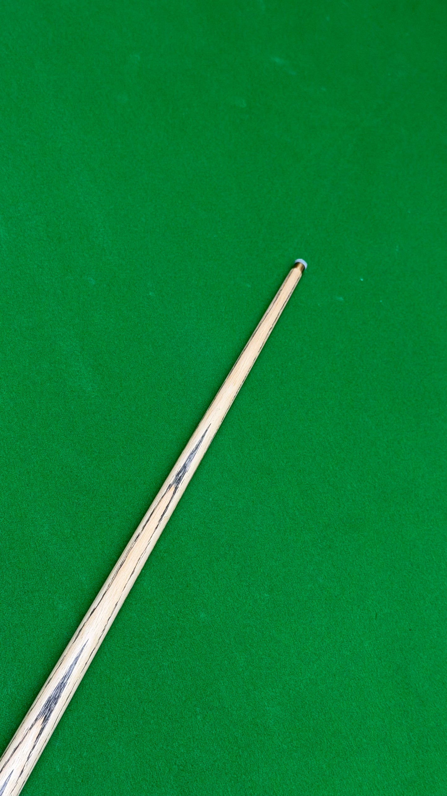 Unique Black Classic – Snooker Cue |Tip 9.4 mm| 58”| 18.2 oz | 29.5