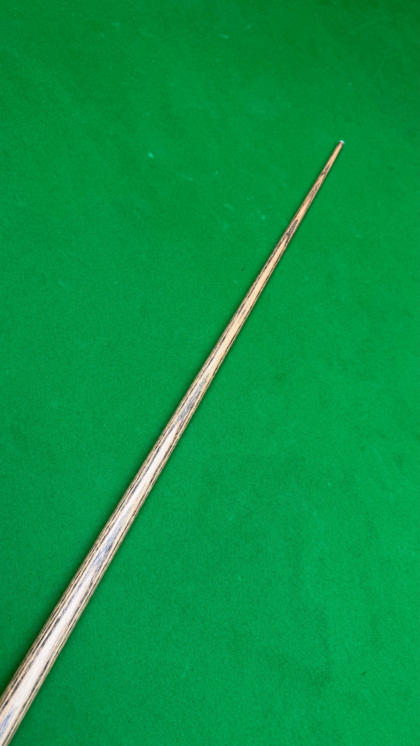 Serie 2 – Asia Cue– Pool Cue |Tip 8.5 mm| 58”| 18 oz | 29