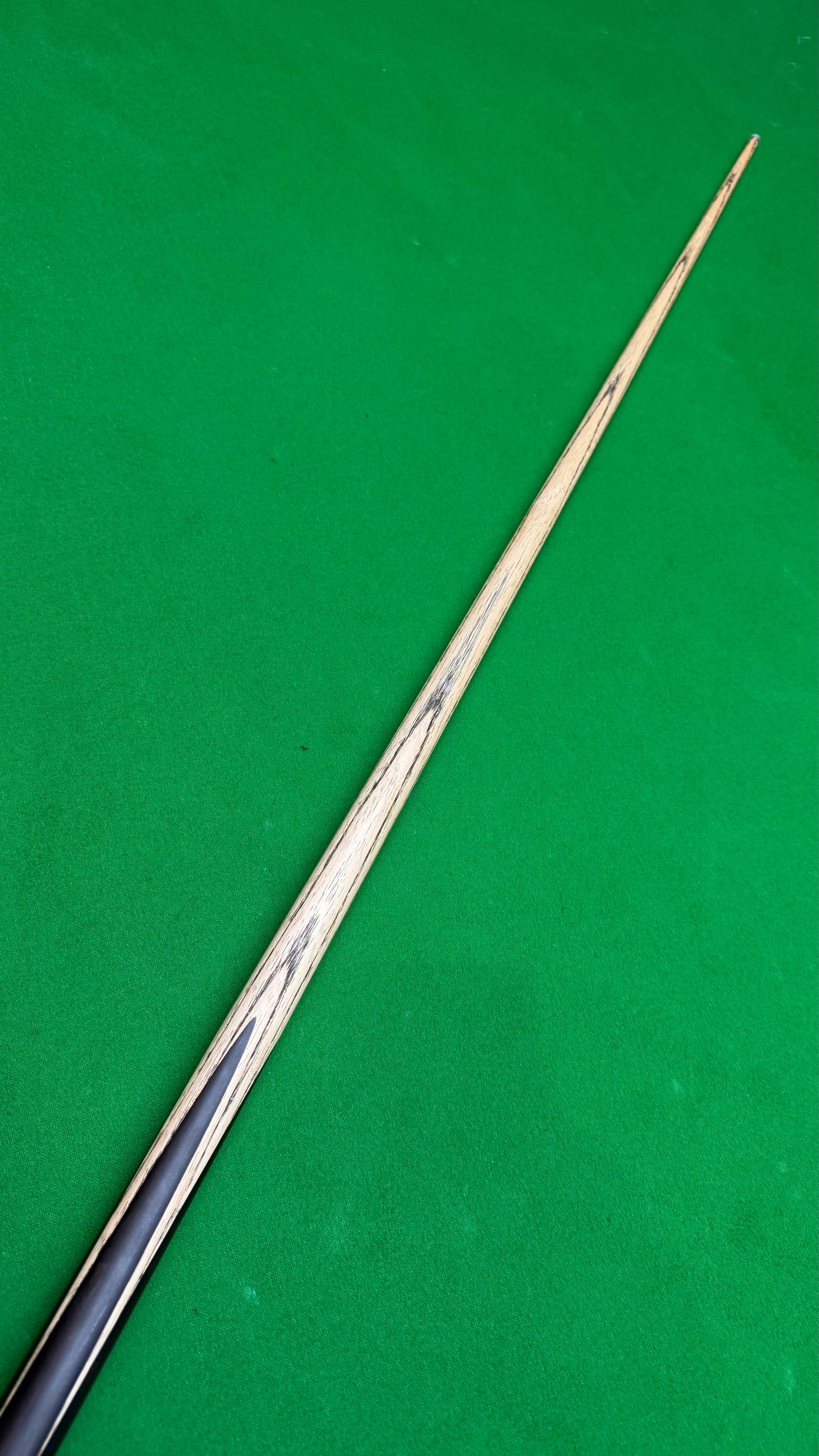 Bûcheron Vanguard – Snooker Cue |Tip 9.5 mm| 58”| 18.5 oz | 29.5