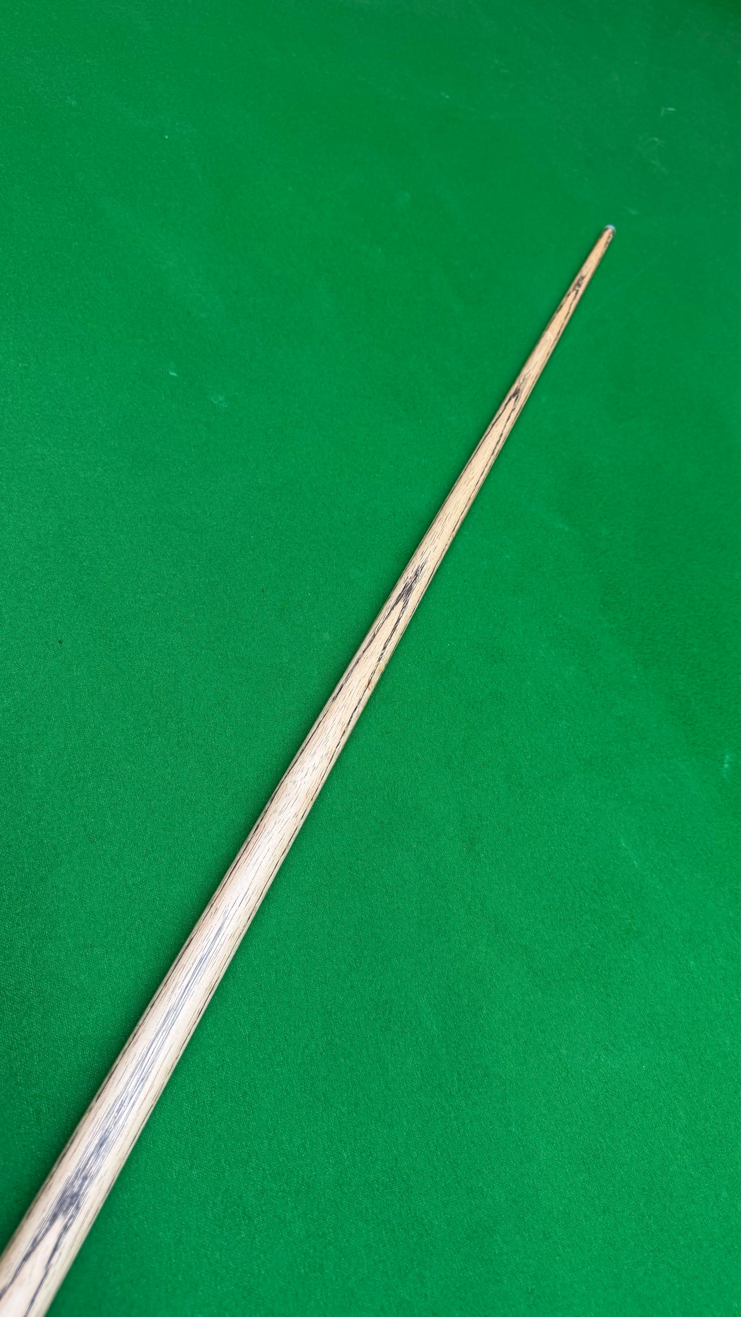 Bûcheron Vanguard – Snooker Cue |Tip 9.5 mm| 58”| 18.5 oz | 29.5