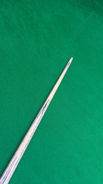 Unique Black classic n°128 – Queue de snooker artisanale en frêne – Longueur 58” / Tip 9.5 mm / Poids 17.7 oz | CueShop Maroc