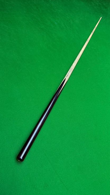 Unique Black classic n°128 – Queue de snooker artisanale en frêne – Longueur 58” / Tip 9.5 mm / Poids 17.7 oz | CueShop Maroc