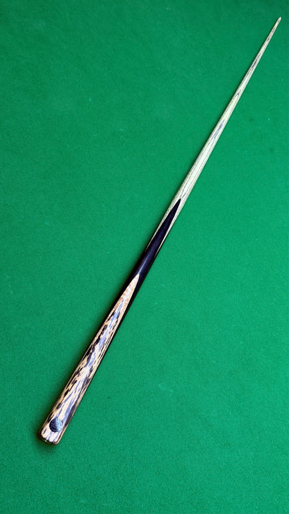 Exceed Pro Black – Custom Cue – Snooker Cue |Tip 9.5 mm| 58.2”| 18 oz | 29
