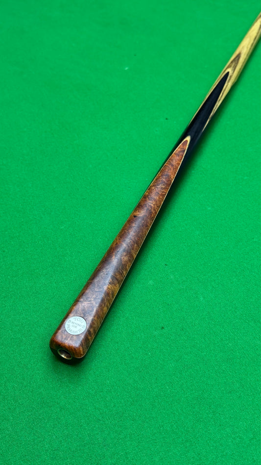 Ton Praram III Beyond Pro – Snooker Cue |Tip 9.4 mm| 58”| 18 oz | 29.5