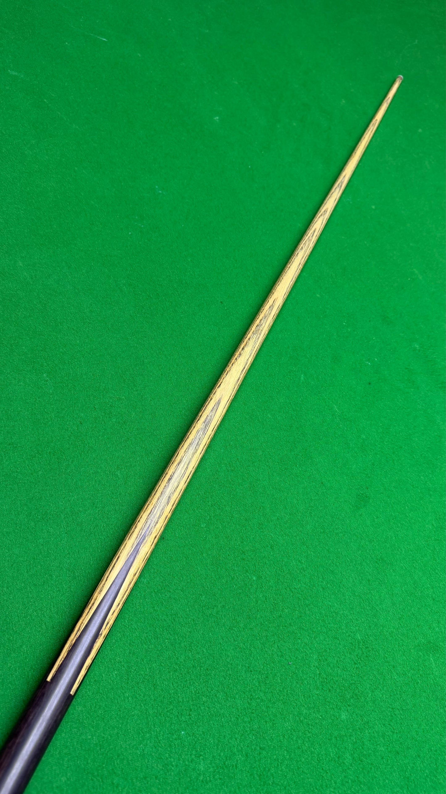 BEGIN TON PRARAM CUE III – Snooker Cue |Tip 9.4 mm| 57.5”| 18 oz | 29.6
