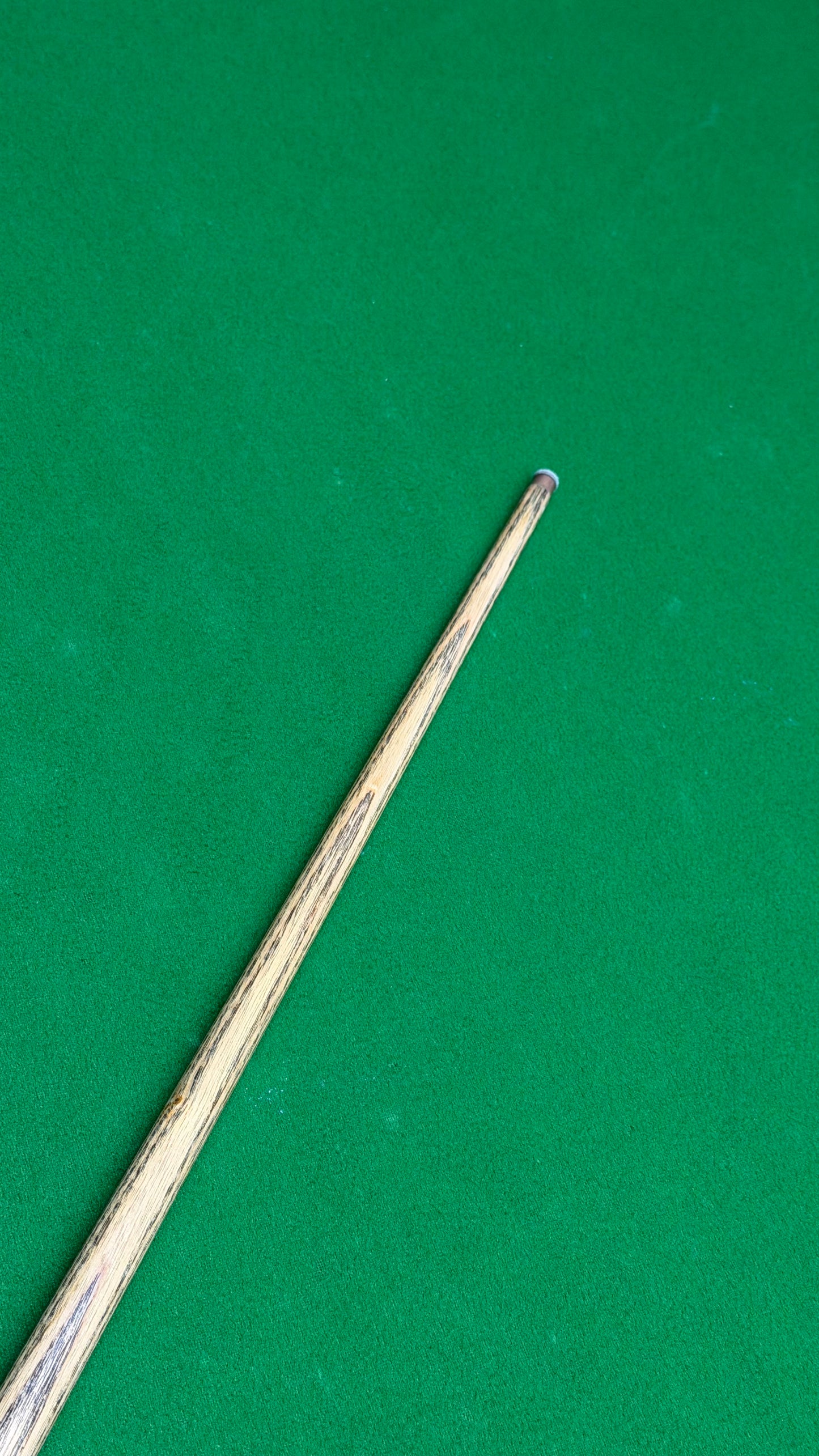 BEGIN TON PRARAM CUE III – Snooker Cue |Tip 9.4 mm| 57.5”| 18 oz | 29.6