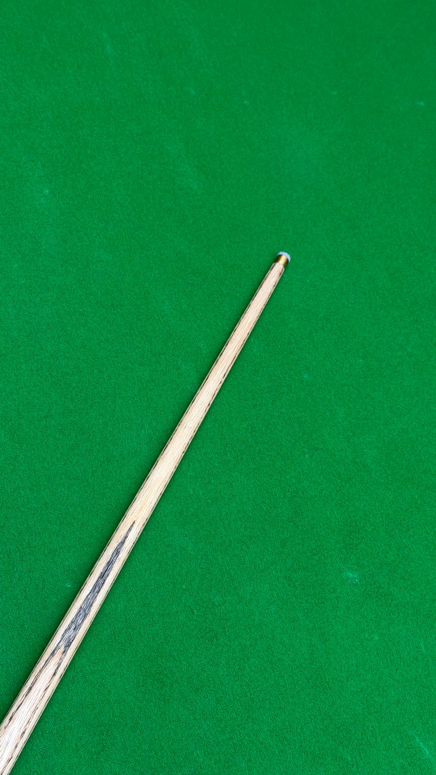 Unique Black Classic – Pool Cue |Tip 8.5 mm| 58”| 18.2 oz | 29.5