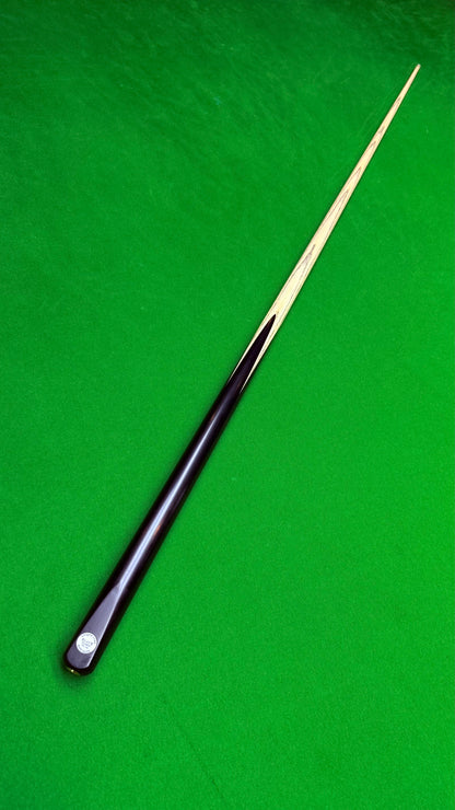 Unique Black classic n° 109 – Queue de snooker artisanale en frêne – Longueur 58” / Tip 9.4 mm / Poids 18 oz | CueShop Maroc