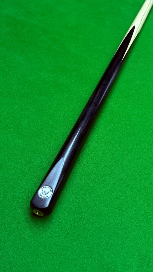 Unique Black classic n° 122 – Queue de snooker artisanale en frêne – Longueur 58” / Tip 9.5 mm / Poids 18 oz | CueShop Maroc