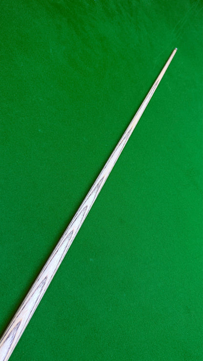 Unique Black classic n° 110 – Queue de snooker artisanale en frêne – Longueur 58” / Tip 8.5 mm / Poids 17.8 oz | CueShop Maroc