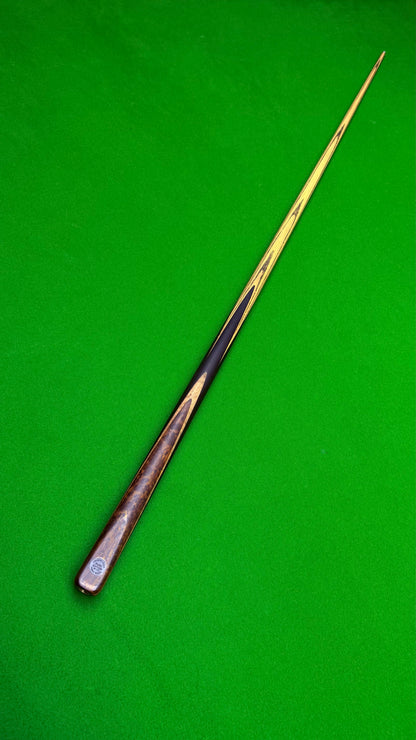 Unique cue Pure édition– Queue de snooker artisanale en frêne – Longueur 57.7” / Tip 9.4 mm / Poids 18 oz | CueShop Maroc