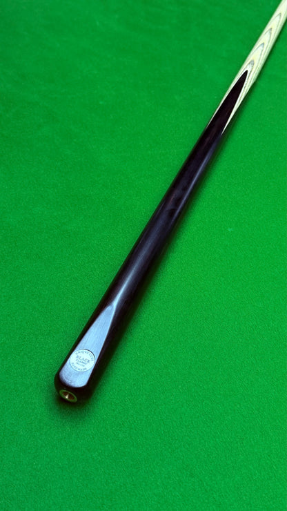Unique Black classic n° 110 – Queue de snooker artisanale en frêne – Longueur 58” / Tip 8.5 mm / Poids 17.8 oz | CueShop Maroc