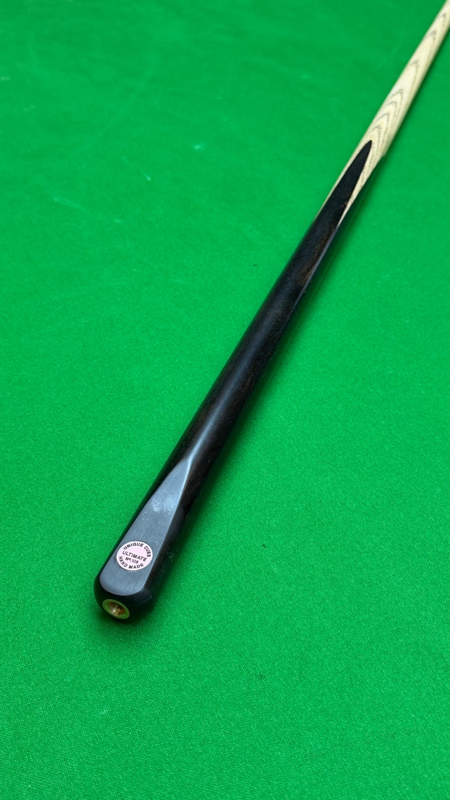 Unique Cue Ultimate – Snooker Cue |Tip 9.5 mm| 58”| 18.2 oz | 29.5