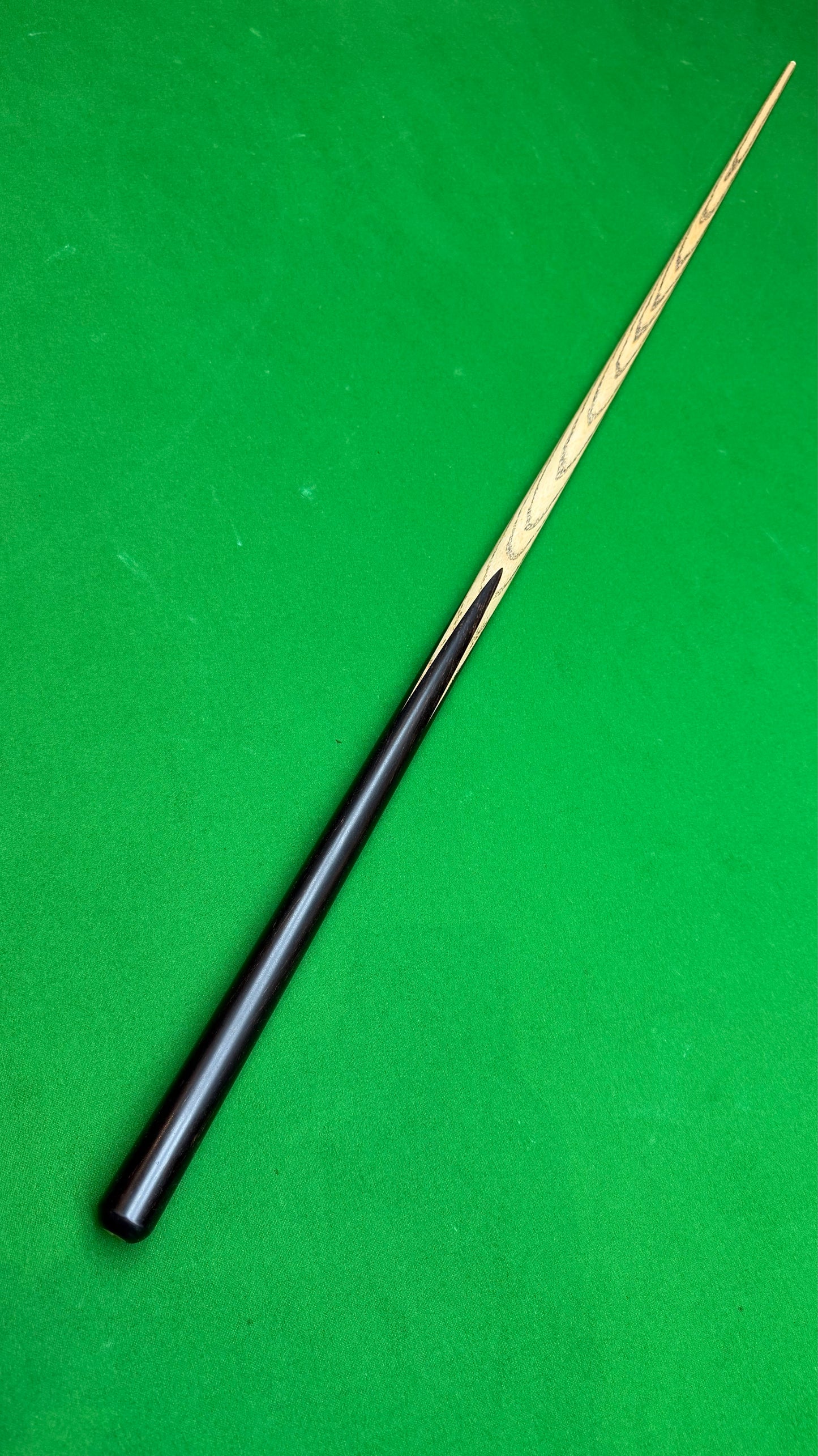 Unique Cue Ultimate – Snooker Cue |Tip 9.5 mm| 58”| 18.2 oz | 29.5